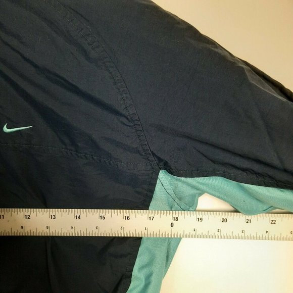 Nike Windbreaker Jacket Packable Hood Lightweight Blue Womens XS Extra Small - Picture 11 of 11